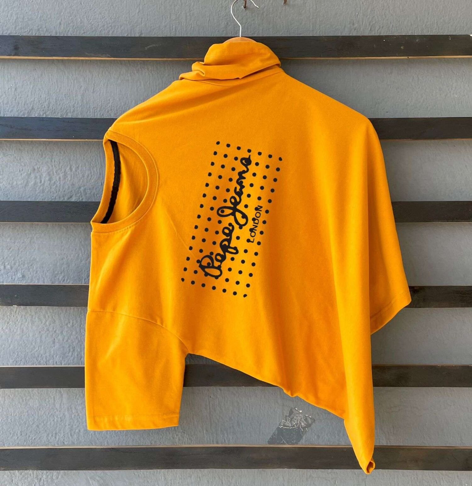 XL size T shirt