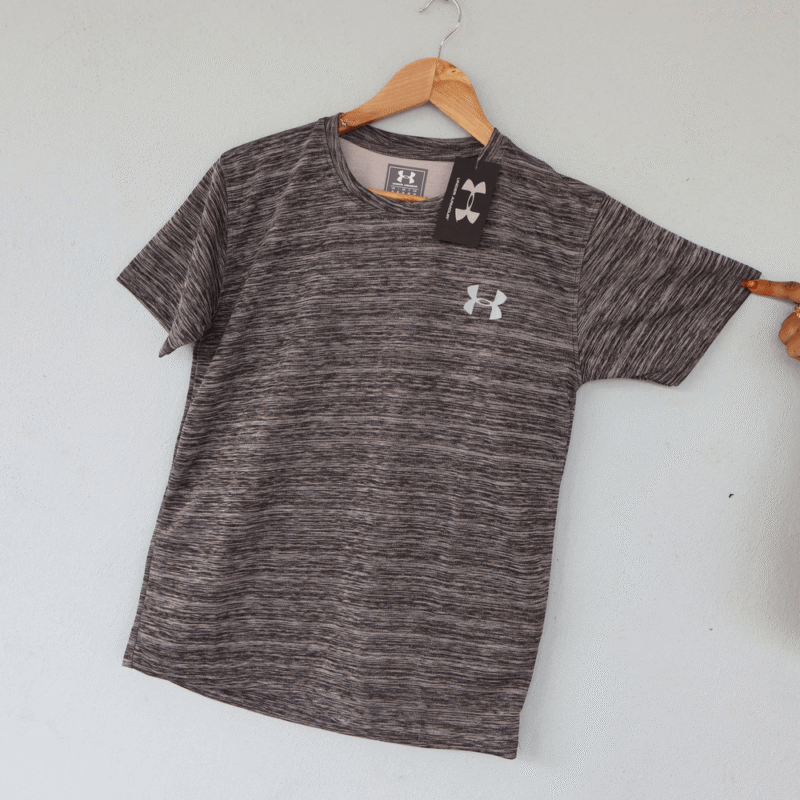 Sports Neck T-shirt Medium size