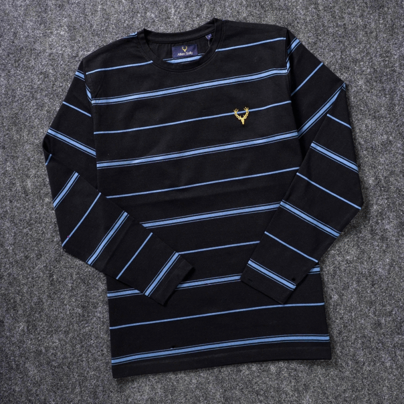 Full hands T-shirt