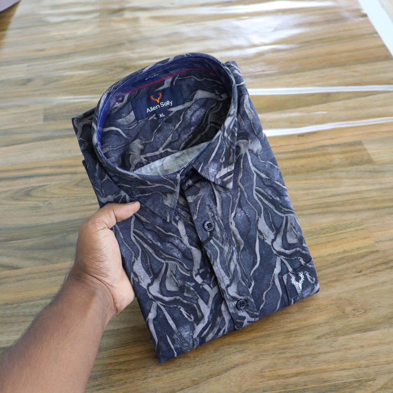 XL size shirt