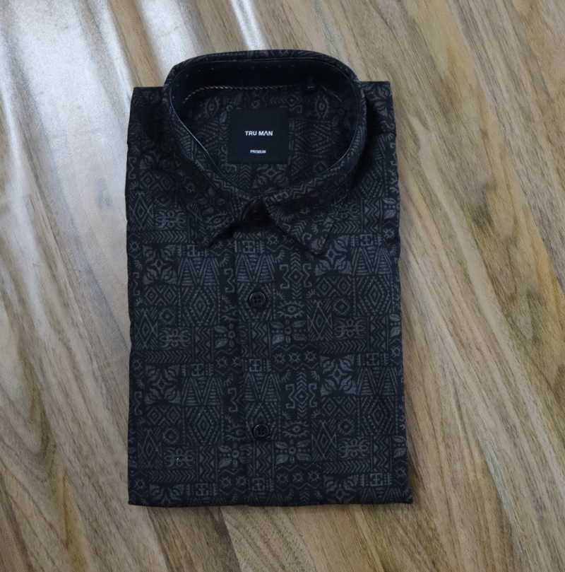 XL size shirt