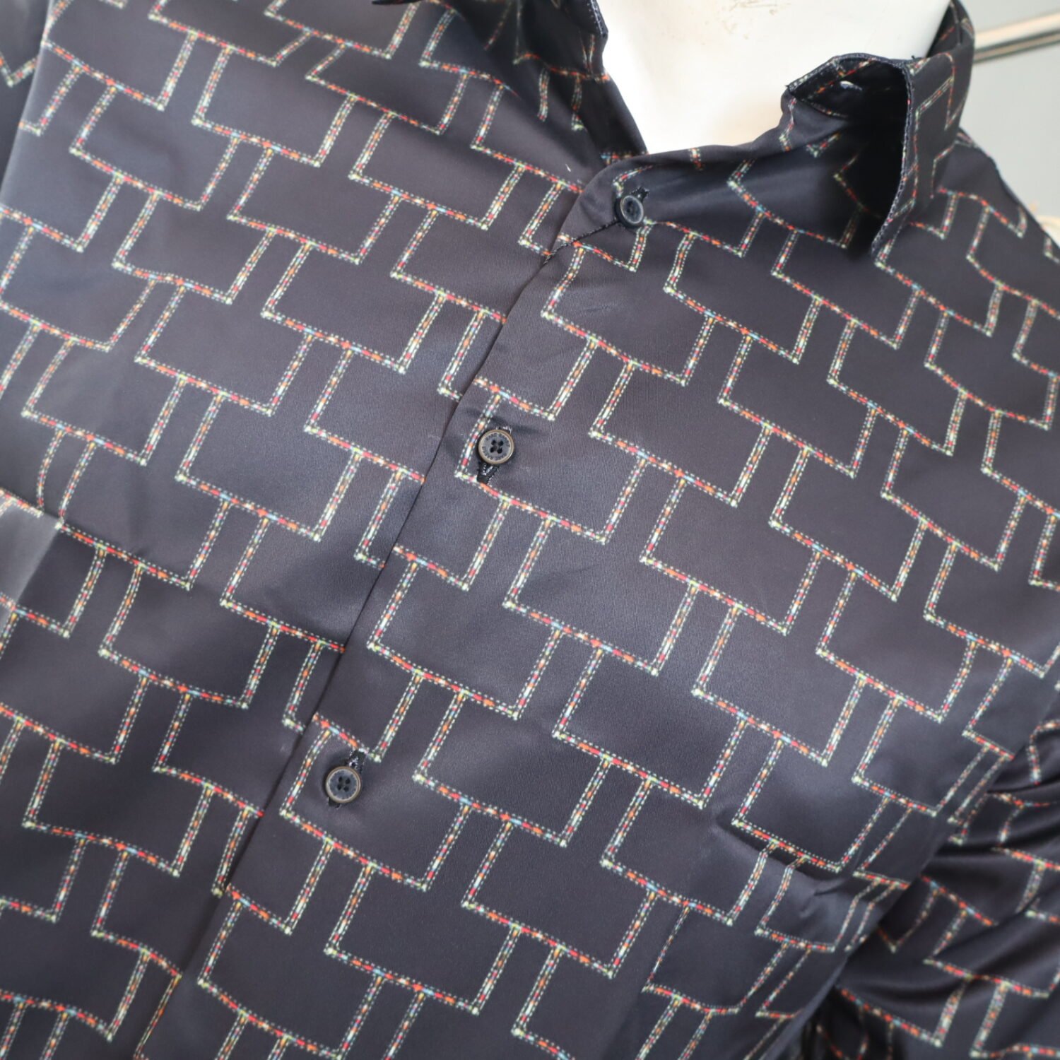 Satin Printed shirt - Image 3