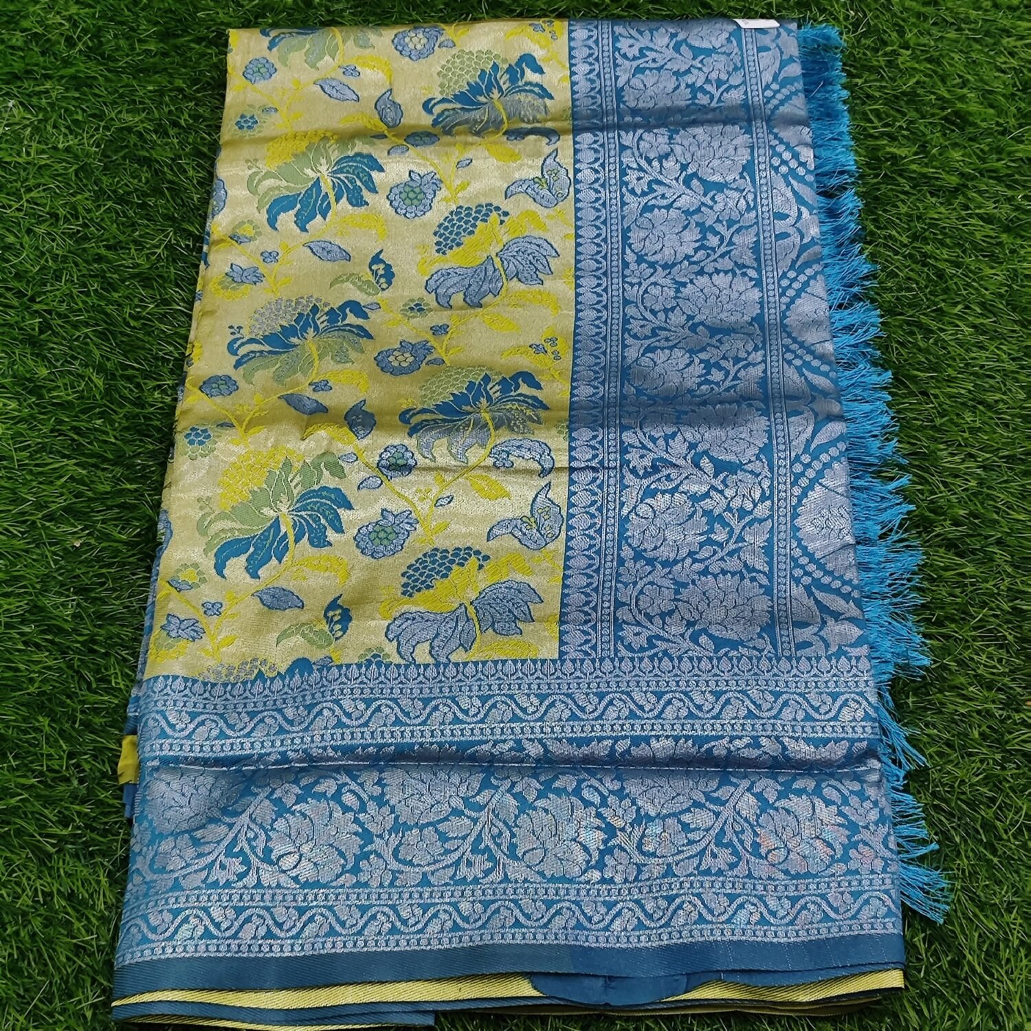 Kanchi pattu Saree - Image 2